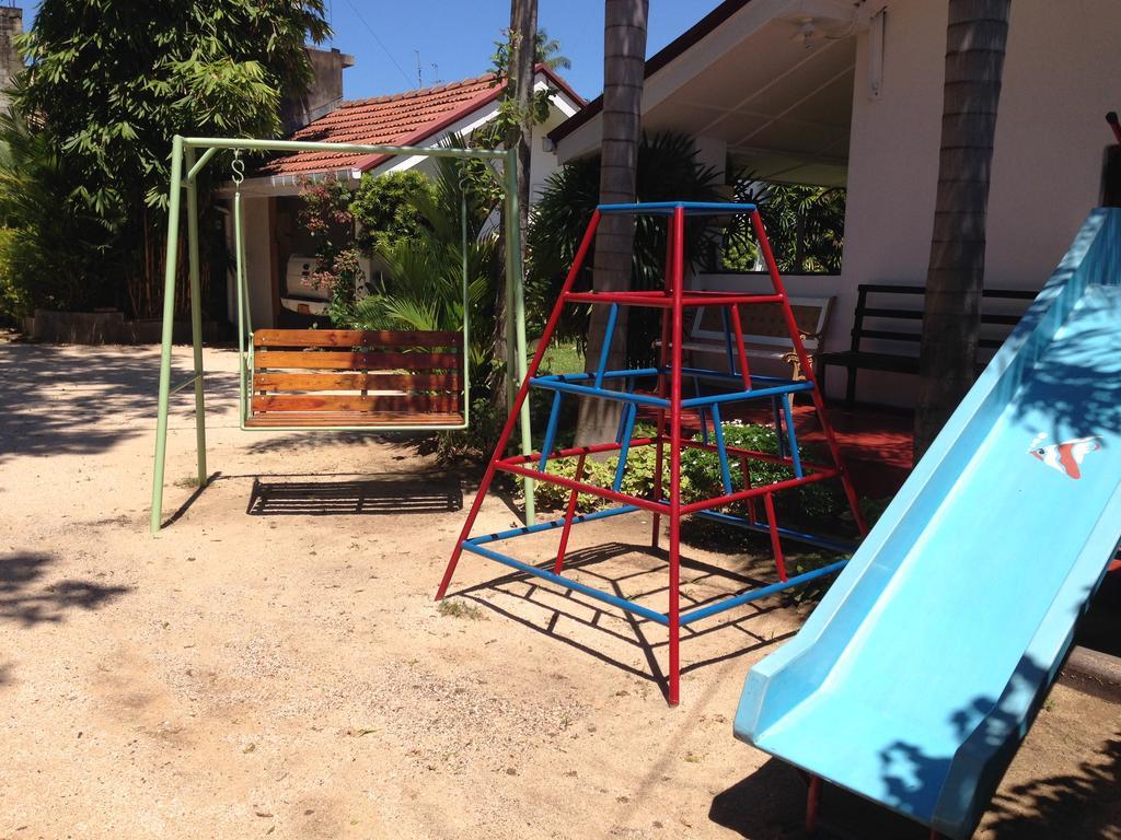 Hotel Hamilton House Negombo Esterno foto