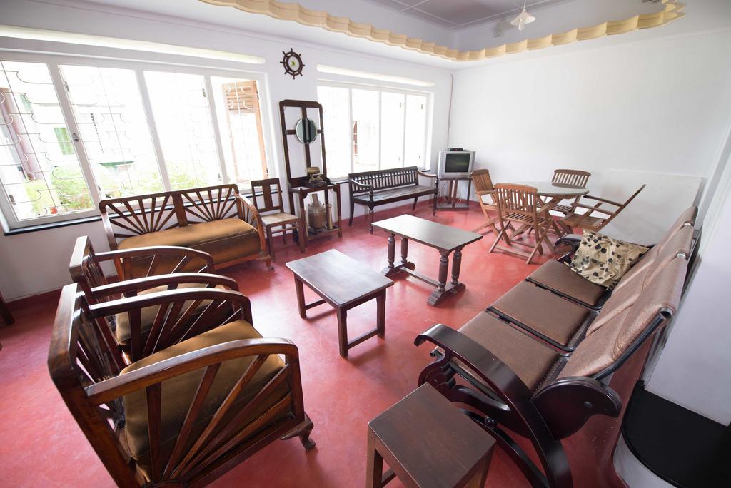 Hotel Hamilton House Negombo Esterno foto