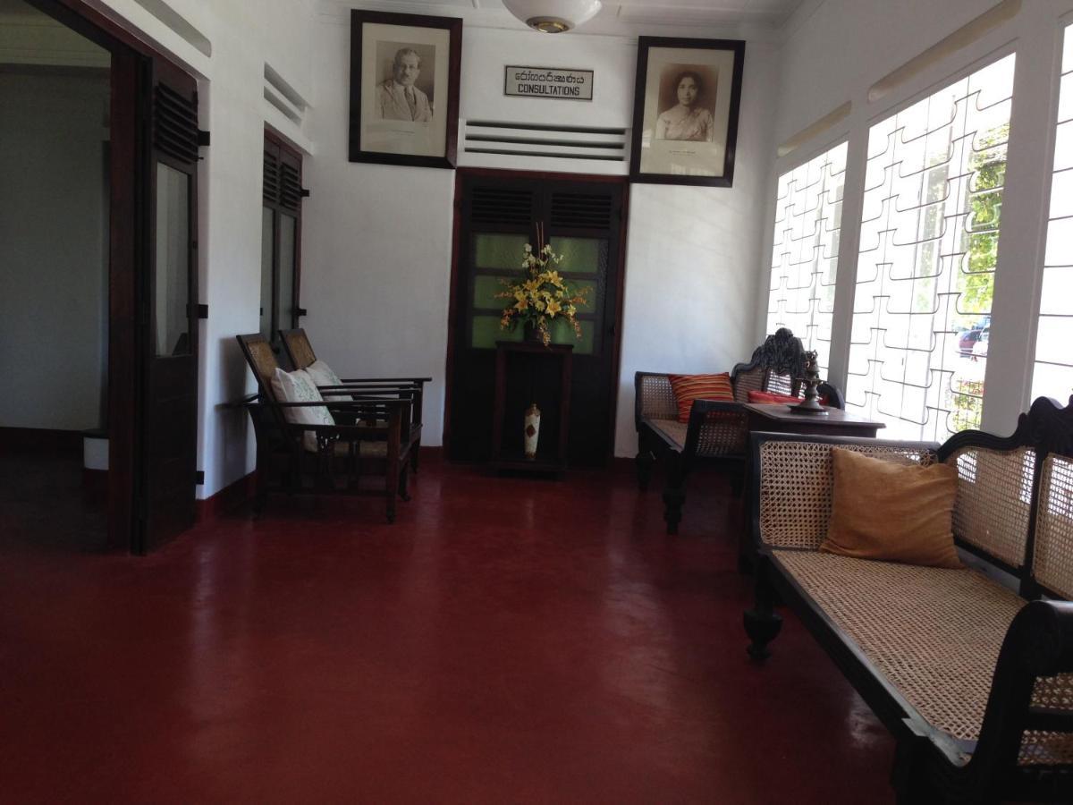 Hotel Hamilton House Negombo Esterno foto