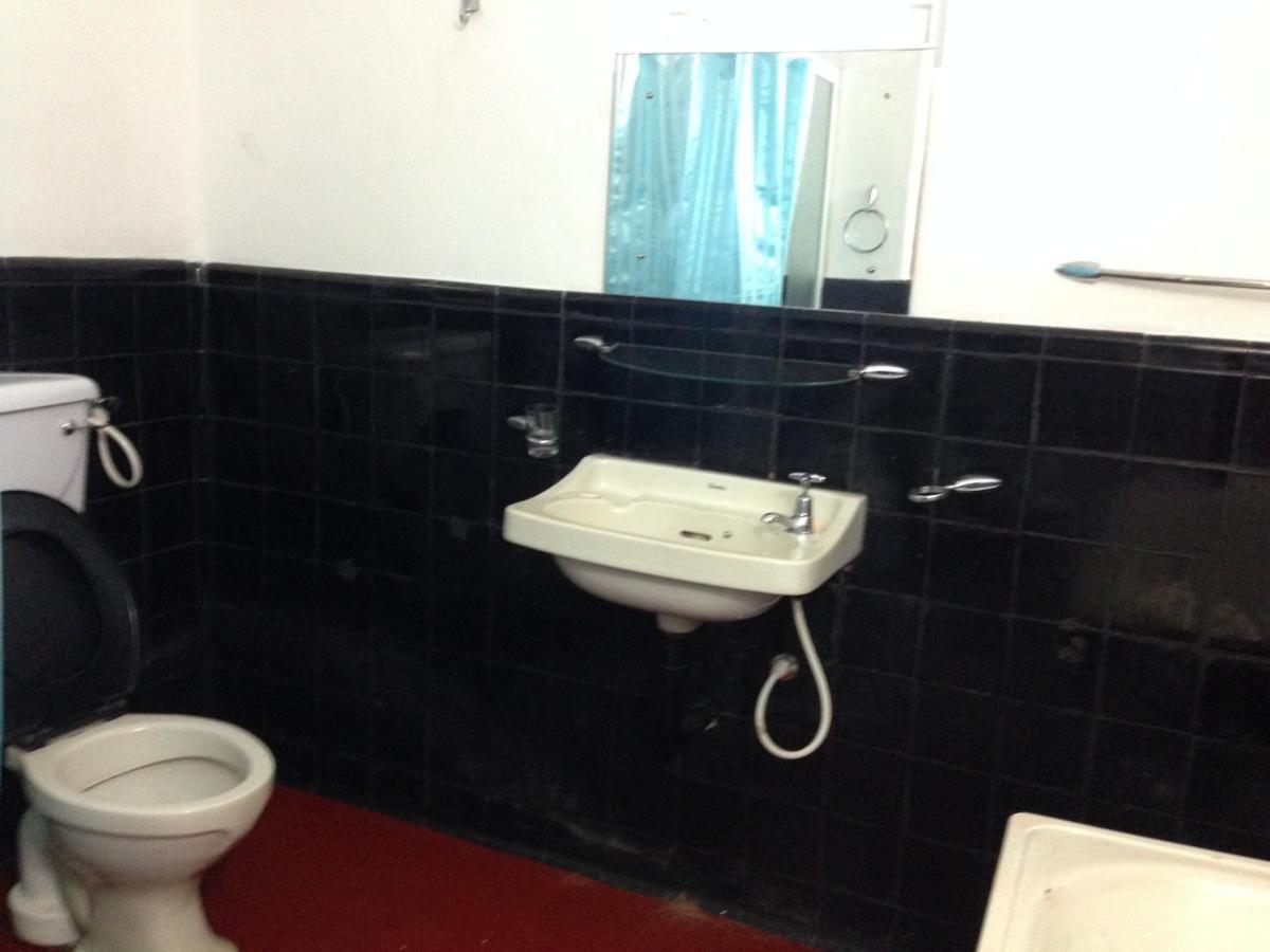 Hotel Hamilton House Negombo Esterno foto